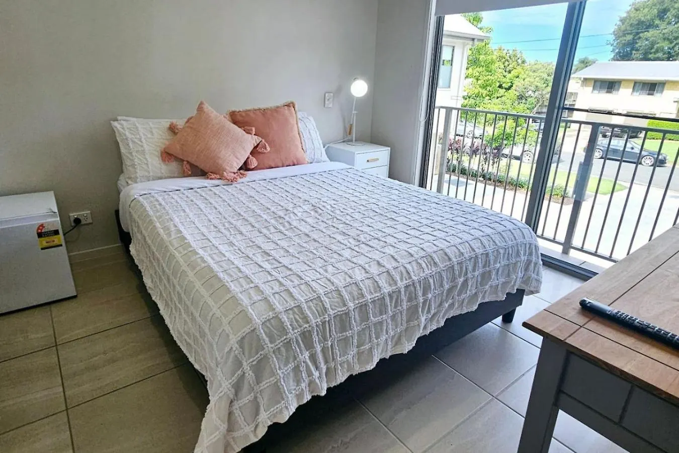 Bird Of Paradise Townhouse 2 At Sunlight Swan Beerwah Sleeps 6 0*,  Australia